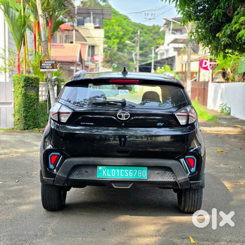 Tata Nexon Ev Max 7.2 Kw Xz Plus Dark Edition Fast Charger, 2021, El..