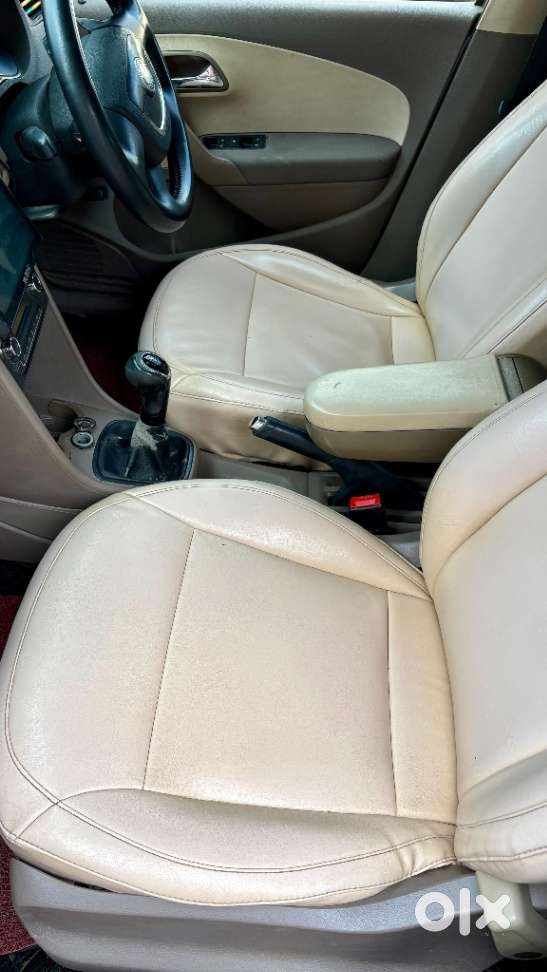 Skoda Rapid 1.5 Elegance Tdi Mt, 2013, Diesel