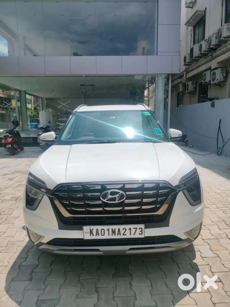 Hyundai Alcazar, 2023, Petrol