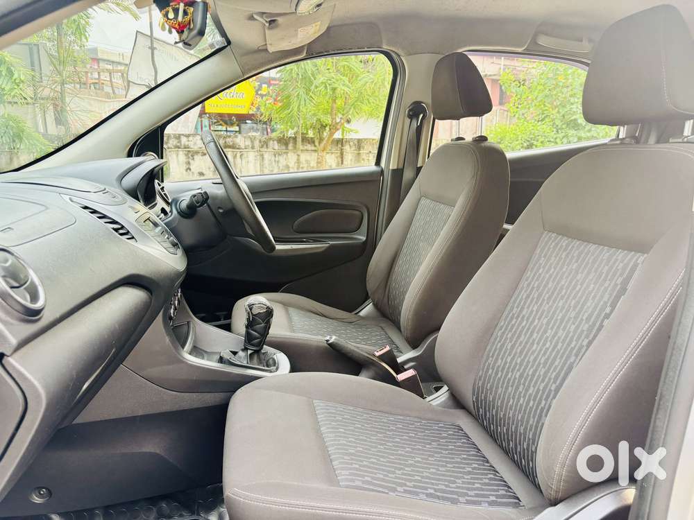 Ford Figo 1.2p Trend Mt, 2015, Petrol