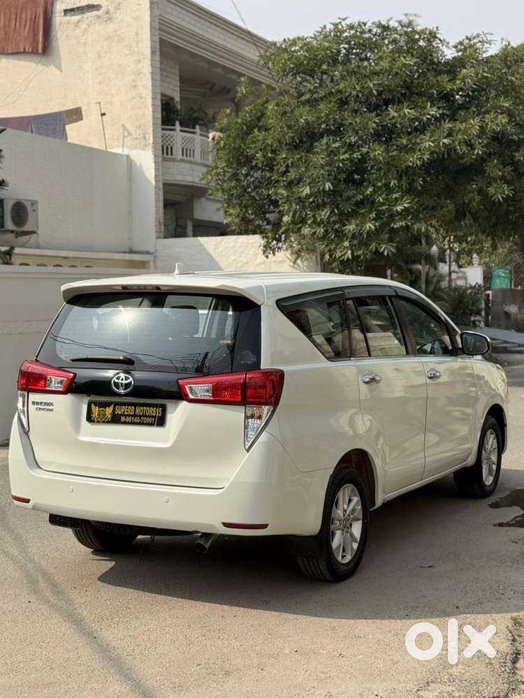 Toyota Innova Crysta 2.4 V 7 Str, 2017, Diesel