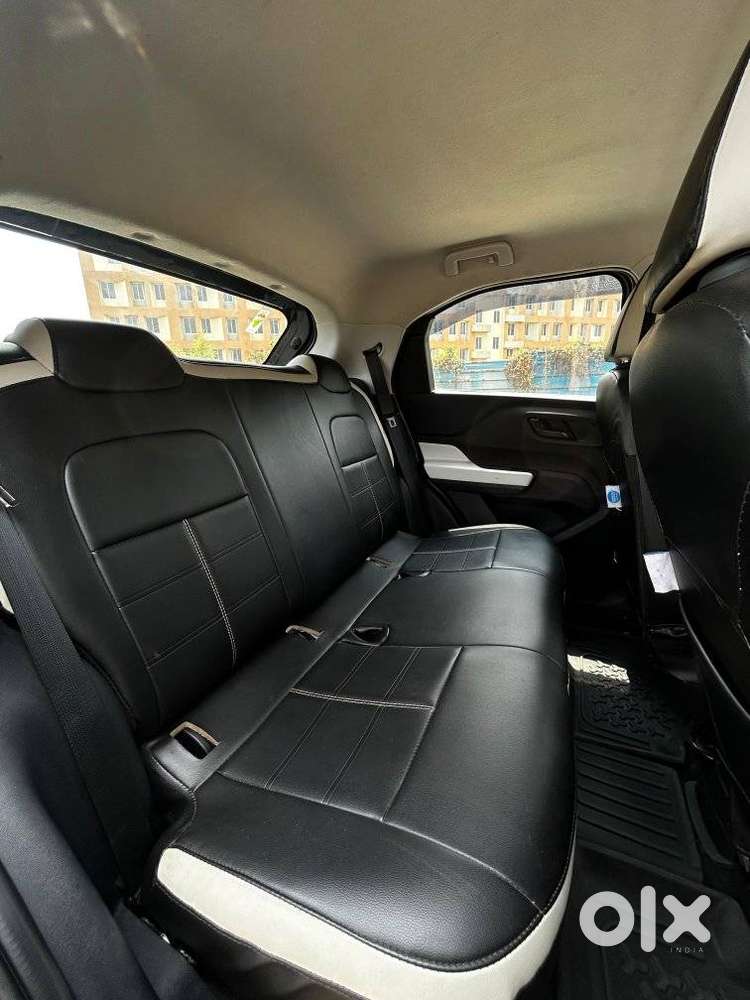 Tata Punch, 2022, Petrol