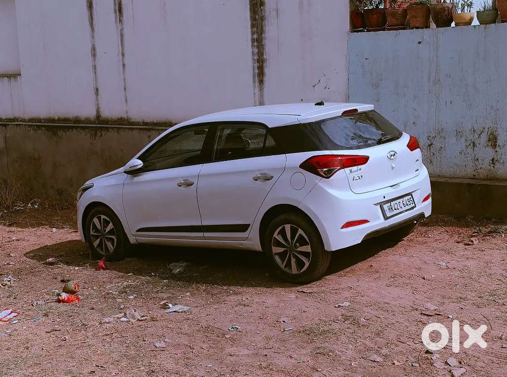 Hyundai I20 2015 Diesel 125000 Km Driven