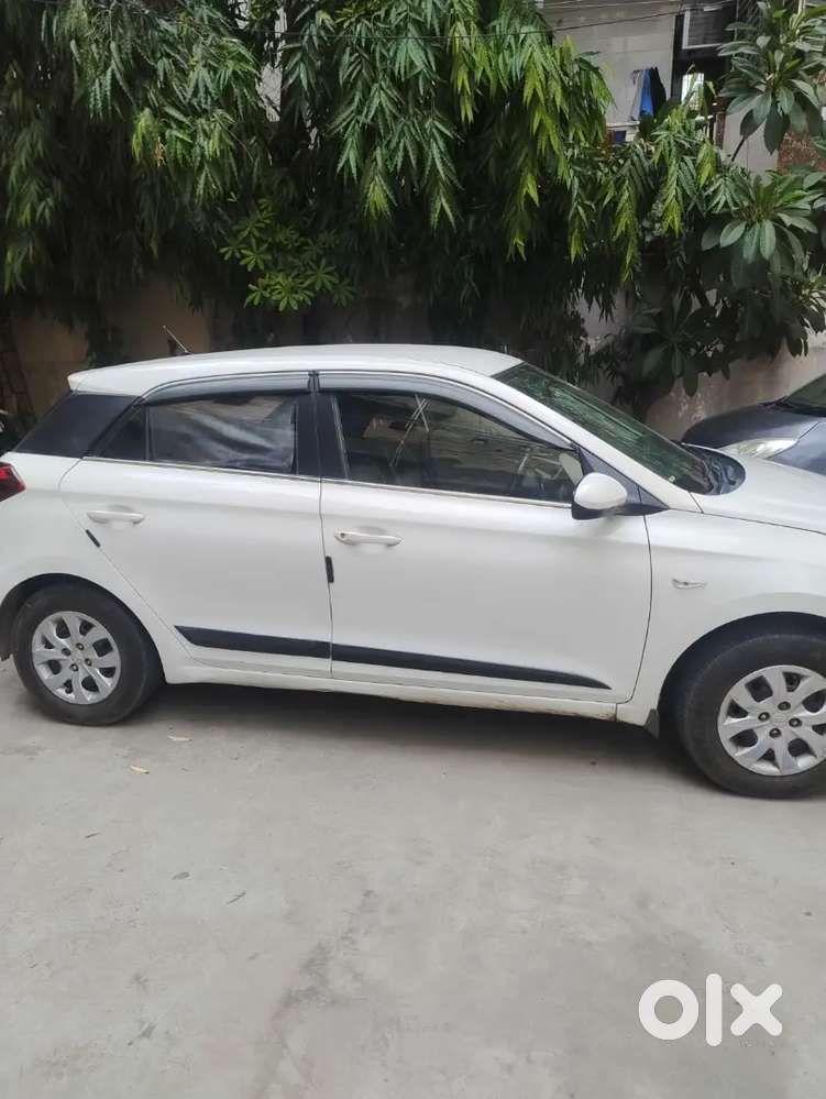 Single Owner Full Insurance Cng On Paper Series Buyer He Call Kare