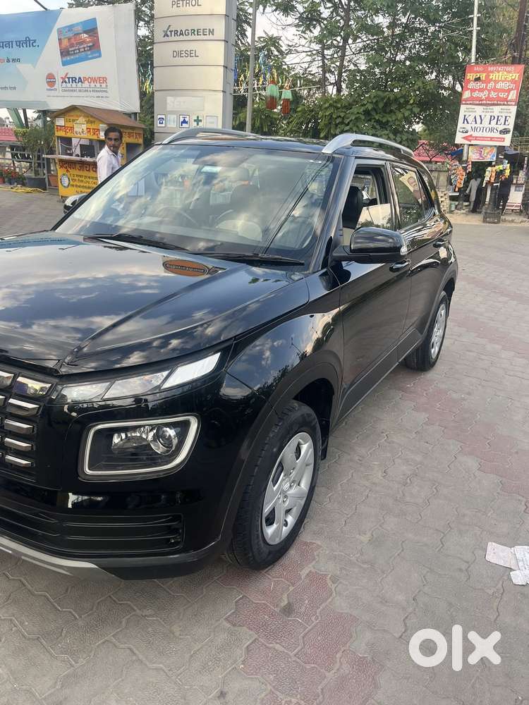 Hyundai Venue 1.5 Crdi Sx (o), 2022, Petrol