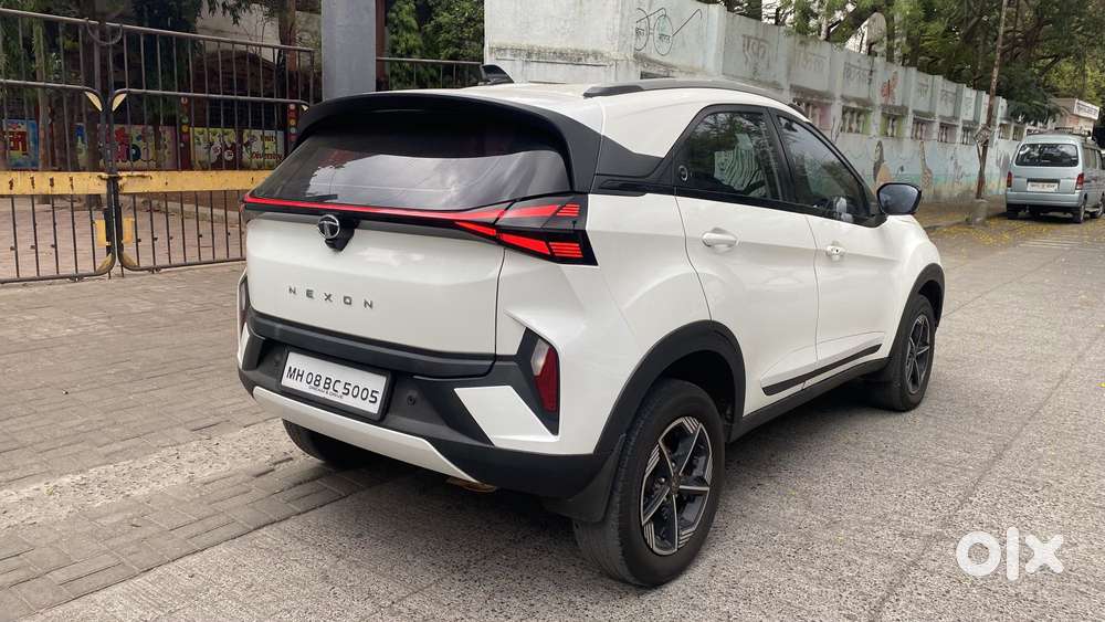 Tata Nexon Creative 1.2 Revotron Petrol 6 Amt, 2023, Petrol