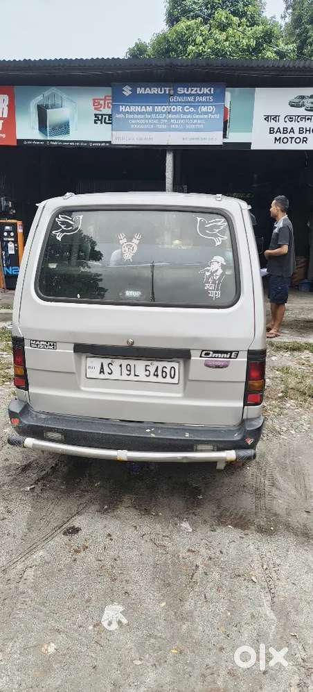 Maruti Suzuki Omni Petrol 8-str 8-year Car