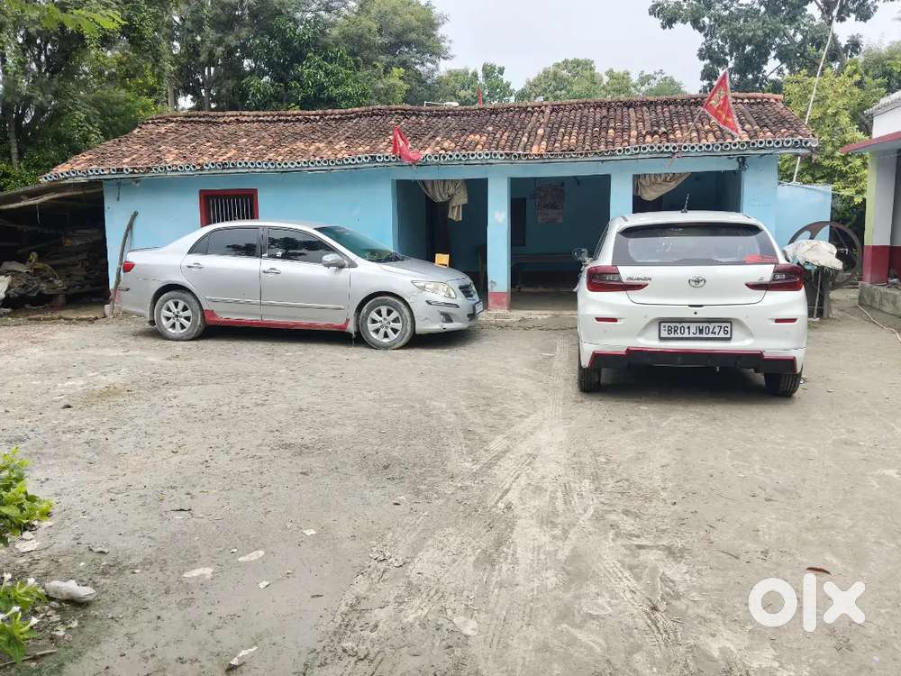 Toyota Corolla Altis 2010 Model