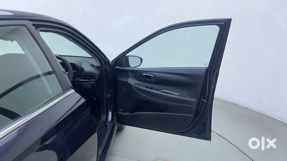 Hyundai I20 Asta (o) 1.2 Ivt, 2023, Petrol