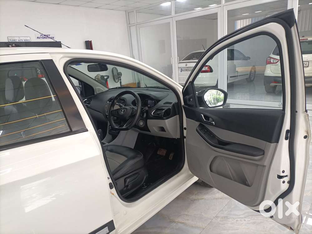 Tata Tiago Xza Plus, 2021, Petrol