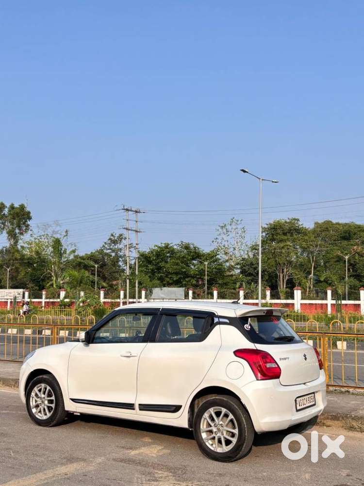 Maruti Suzuki Swift Vvt Zxi, 2019, Petrol