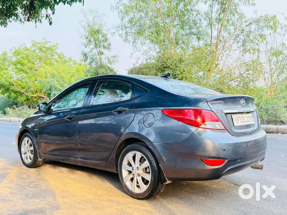 Hyundai Verna Fluidic 1.6 Vtvt Sx, 2012, Petrol