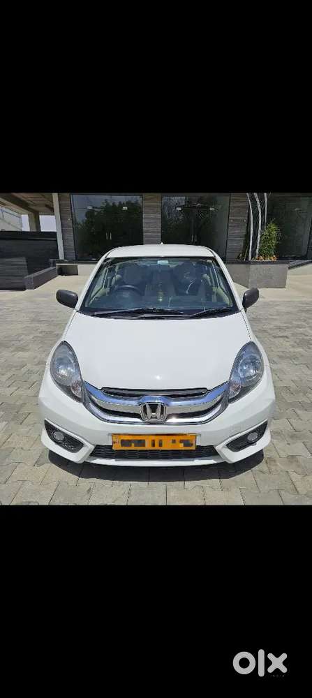 Honda Amaze 2017 Diesel 65000 Km Driven