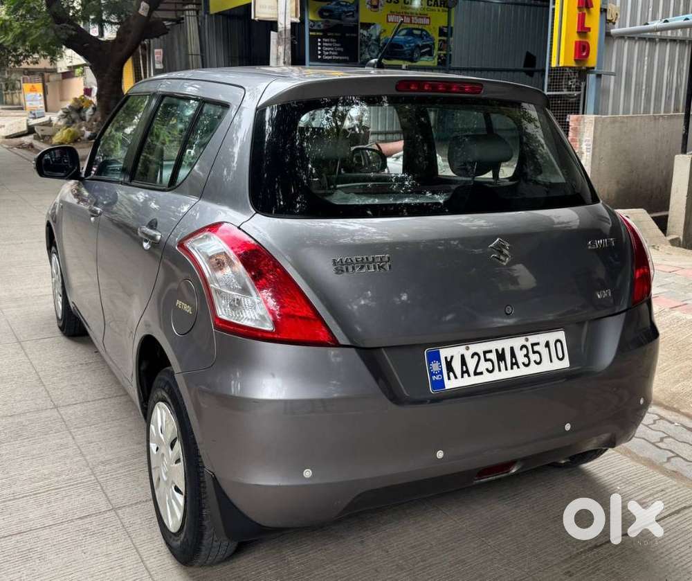 Maruti Suzuki Swift Vxi + Manual, 2014, Petrol