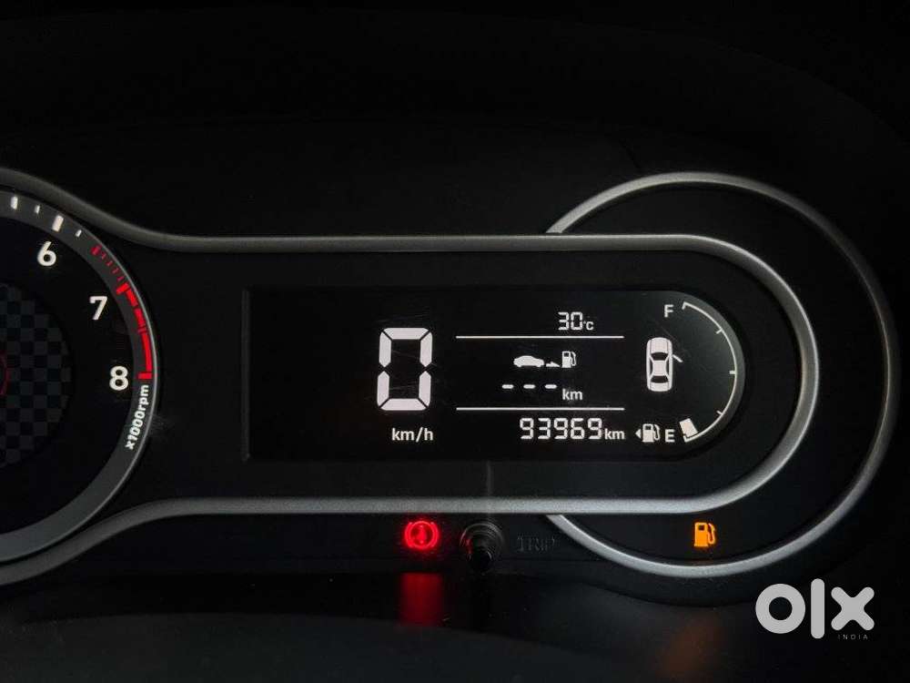 Hyundai Grand I10 Nios Sportz Dual Tone, 2020, Petrol