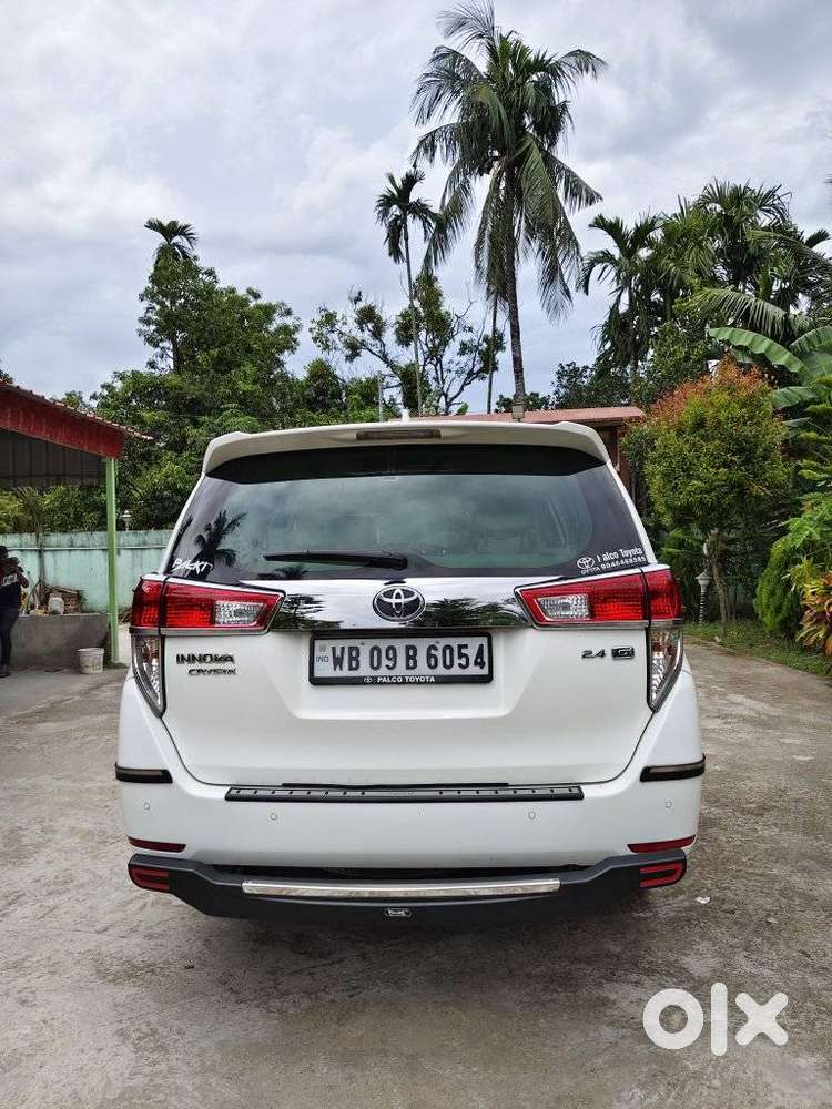 Toyota Innova Crysta 2.4 G Plus Mt 7 Str, 2025, Diesel
