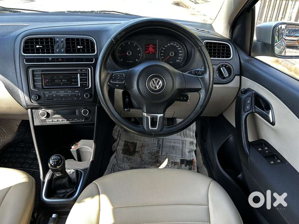 Volkswagen Polo Petrol Highline 1.2l, 2013, Petrol
