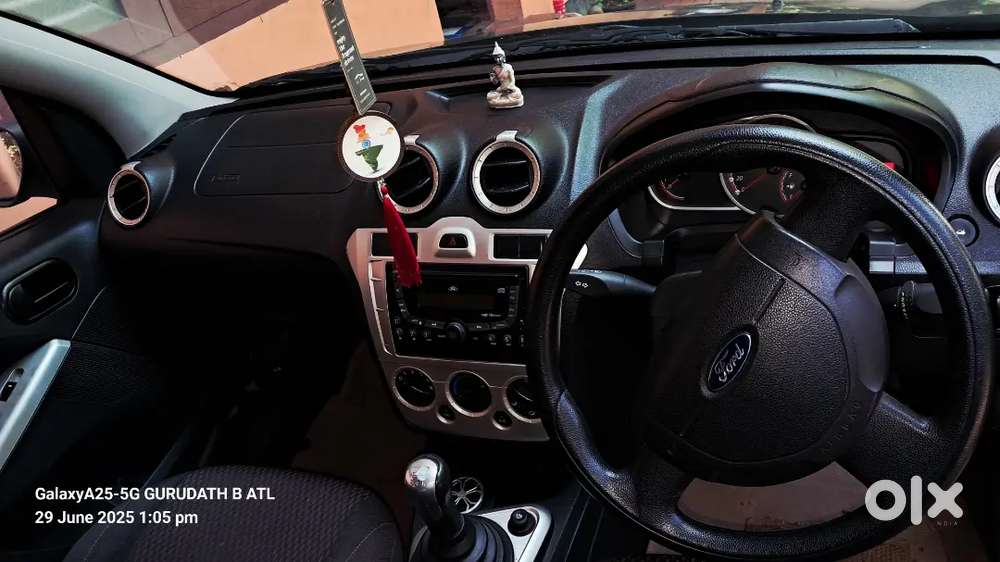 Ford Figo Titanium 2012 Diesel