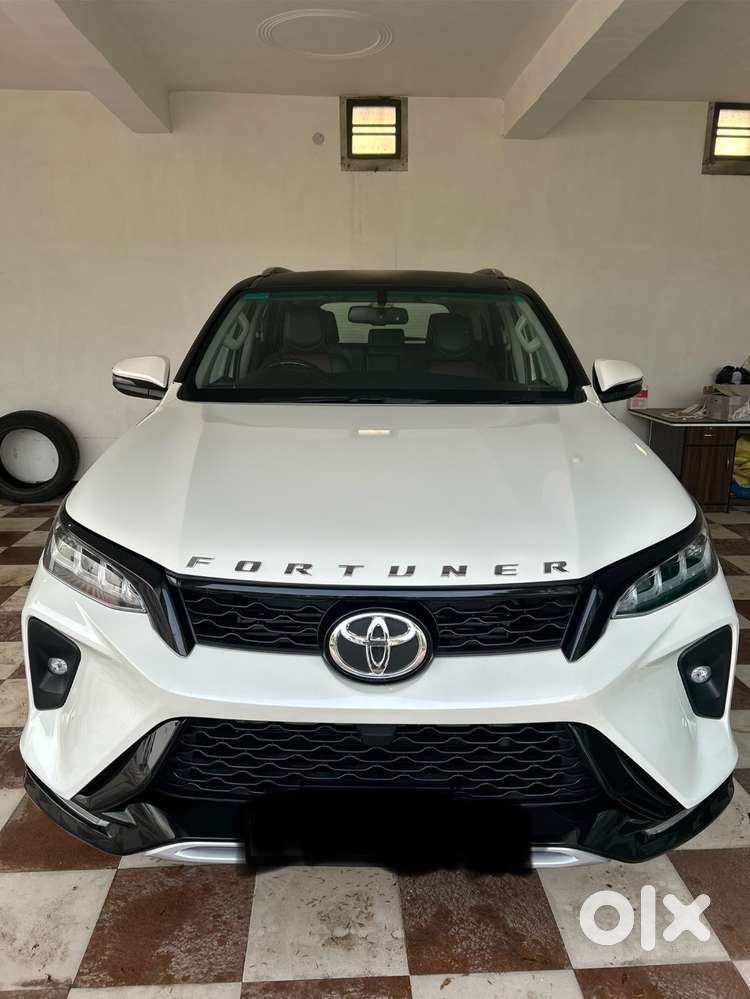 Toyota Fortuner 2021 Diesel Well Maintained