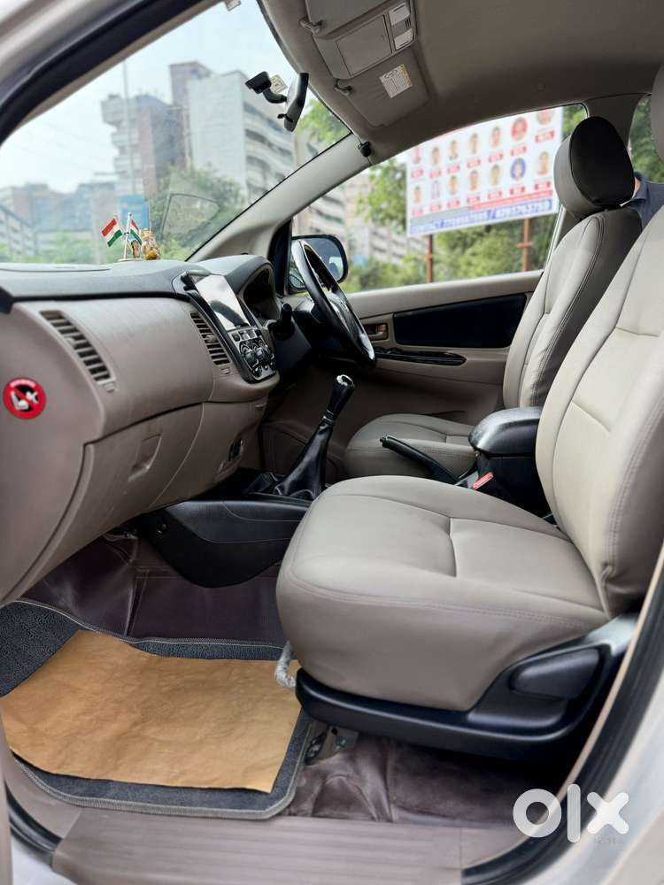 Toyota Innova 2.5 Gx (diesel) 7 Seater Bs Iv, 2015, Diesel