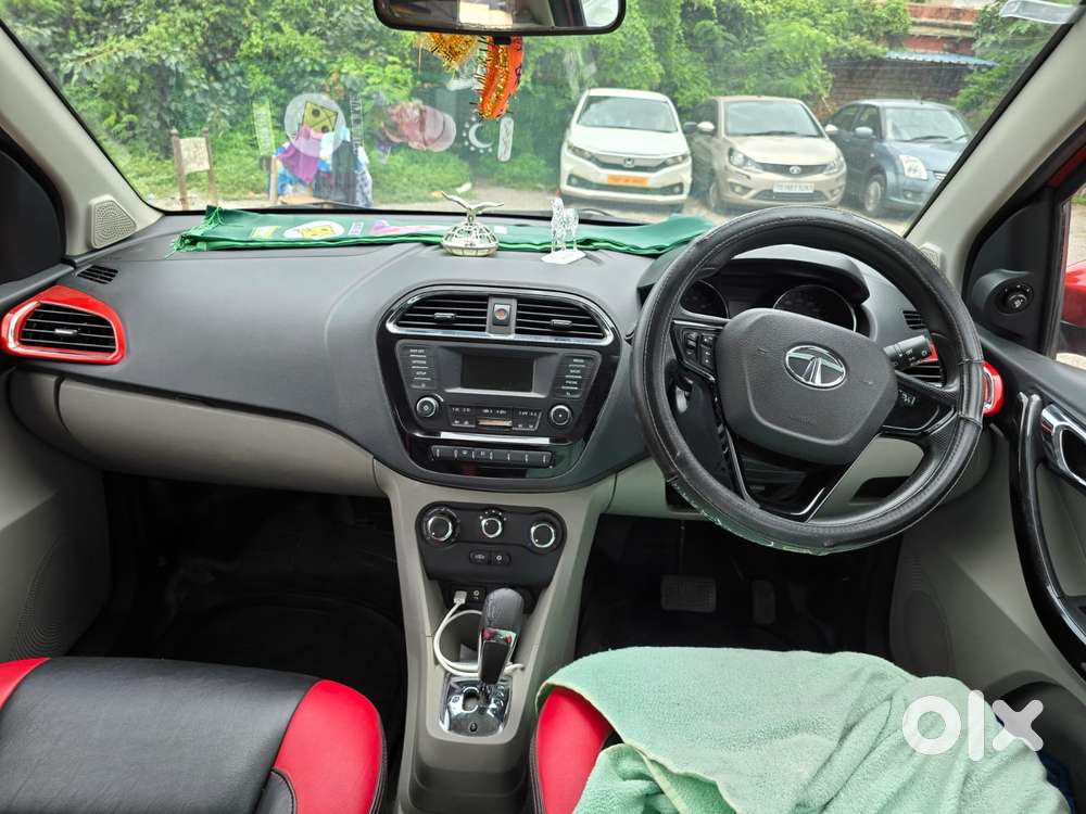 Tata Tiago 1.2 Revotron Xza, 2018, Petrol