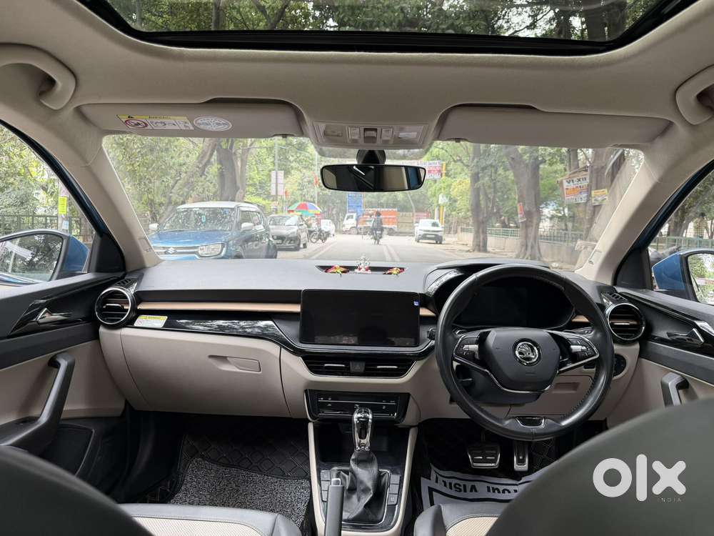 Skoda Slavia 1.0 Tsi Style At, 2022, Petrol