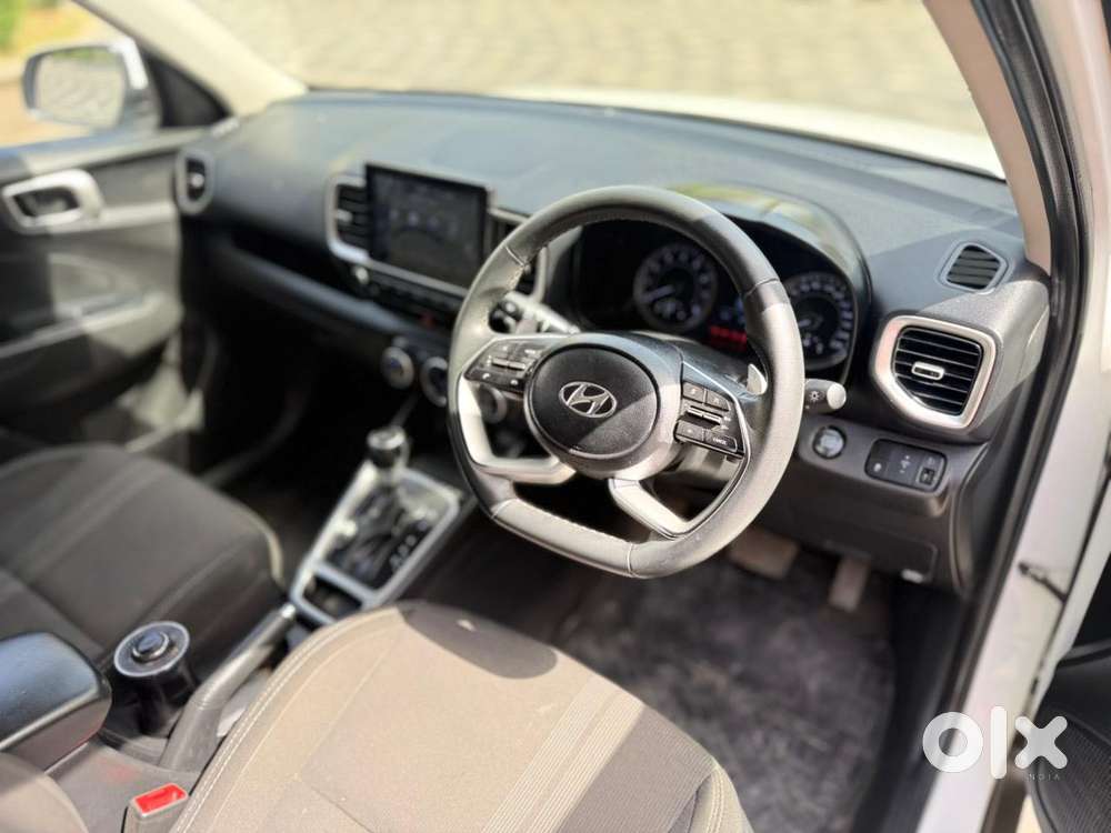 Hyundai Venue 1.0 Sx (o) Turbo Dct, 2021, Petrol