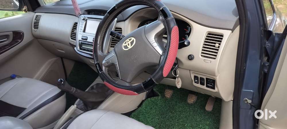 Toyota Innova 2.5 Vx 8 Str, 2013, Diesel