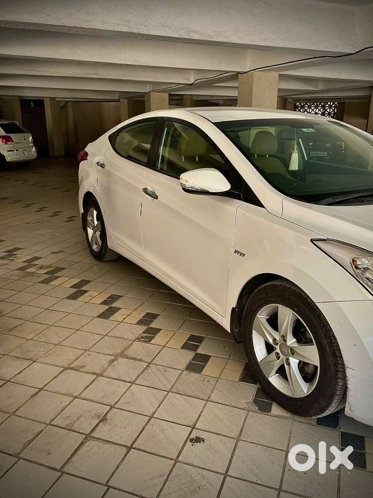 Hyundai Elantra Petrol 2013