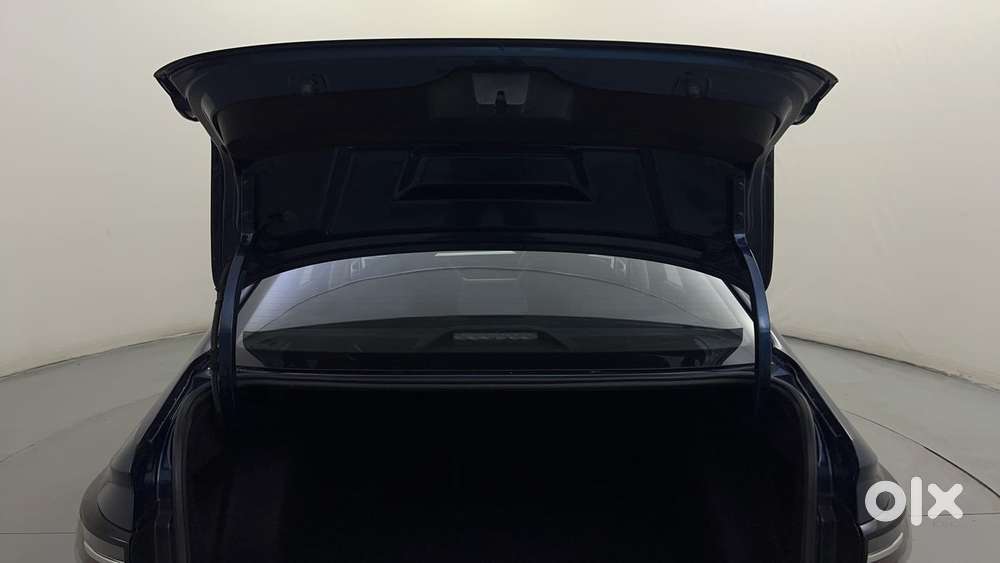 Volkswagen Virtus 1.0 Topline Tsi At, 2023, Petrol