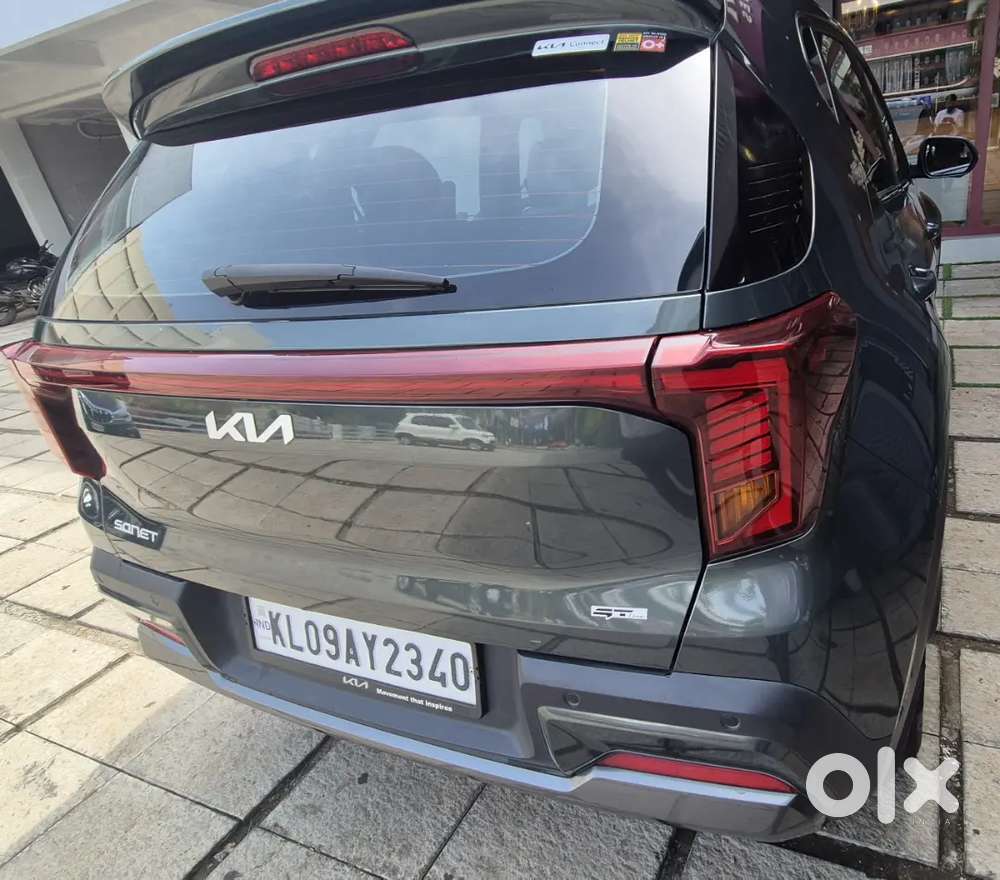 Kia Sonet 2024 Diesel Automatic Diesel Excellent Showroom Condition