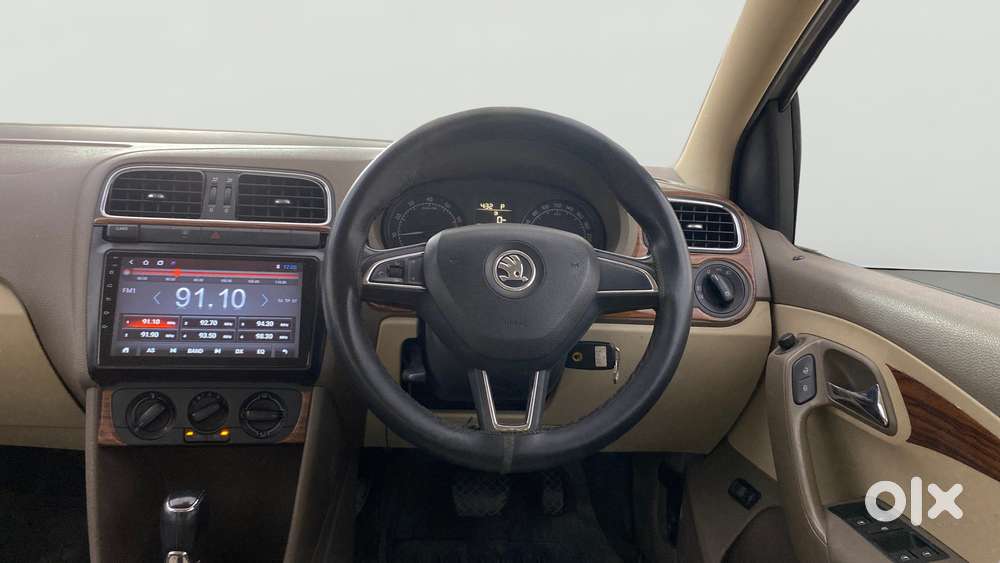 Skoda Rapid 2011-2013 1.6 Mpi At Ambition Plus, 2014, Petrol