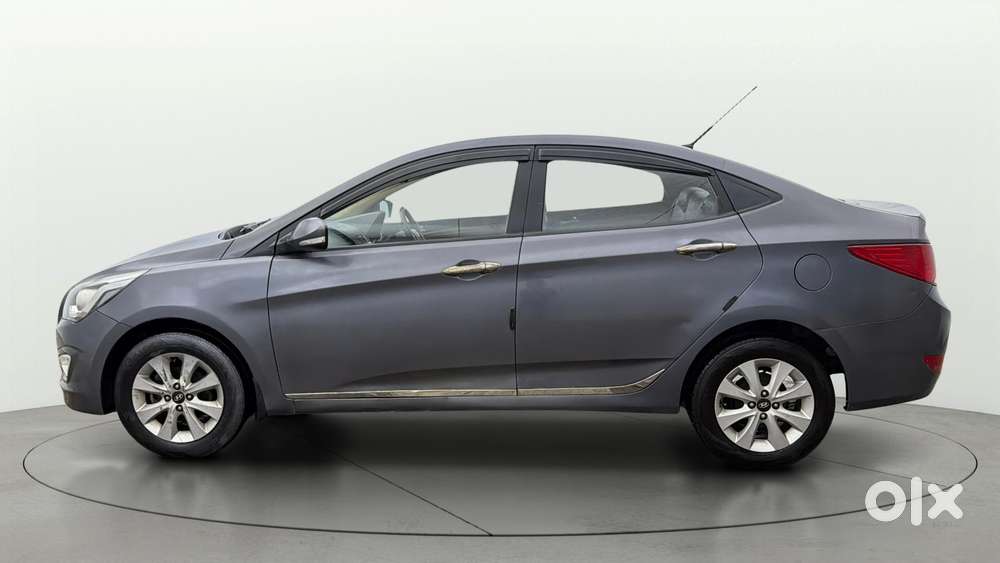 Hyundai Verna [ ] Fluidic 4s 1.6 Vtvt S, 2015, Petrol