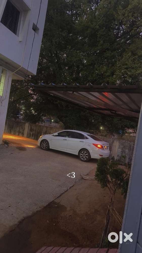 Hyundai Fluidic Verna 2013