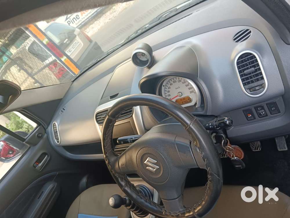 Maruti Suzuki Ritz Vxi, 2012, Petrol