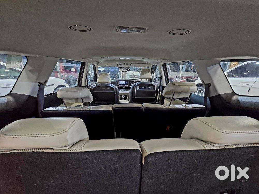 Kia Carens Luxury (o)1.5 Diesel At 7 Str, 2022, Diesel