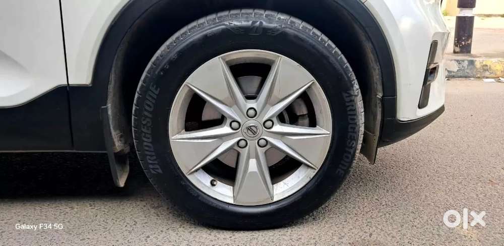 Volvo Xc40 B4 Ultimate, 2022, Petrol