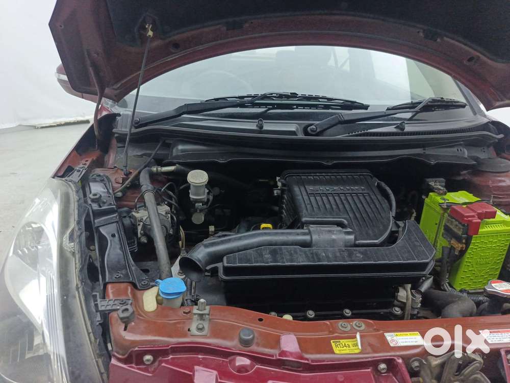 Maruti Suzuki Swift Dzire Vxi Optional, 2016, Petrol