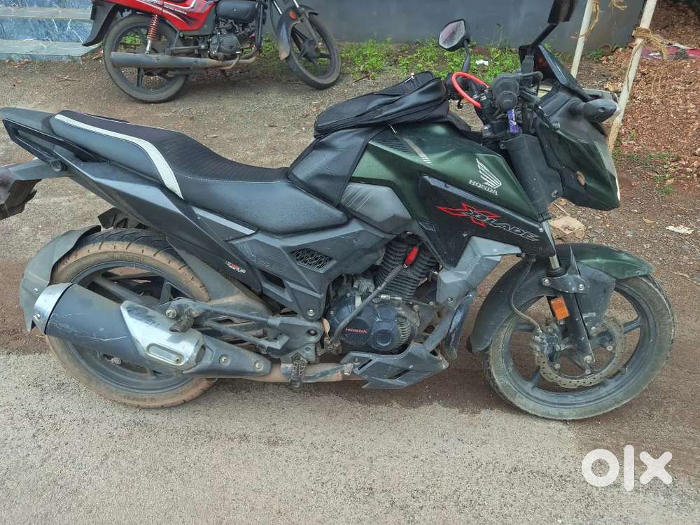Bikewale Honda X Blade 2nd Hand Honda X Blade 160CC Motorcycles - Main Image