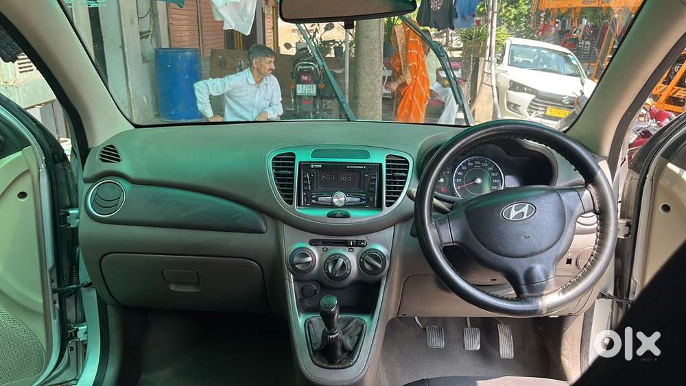 Hyundai I10 2011 Km Driven