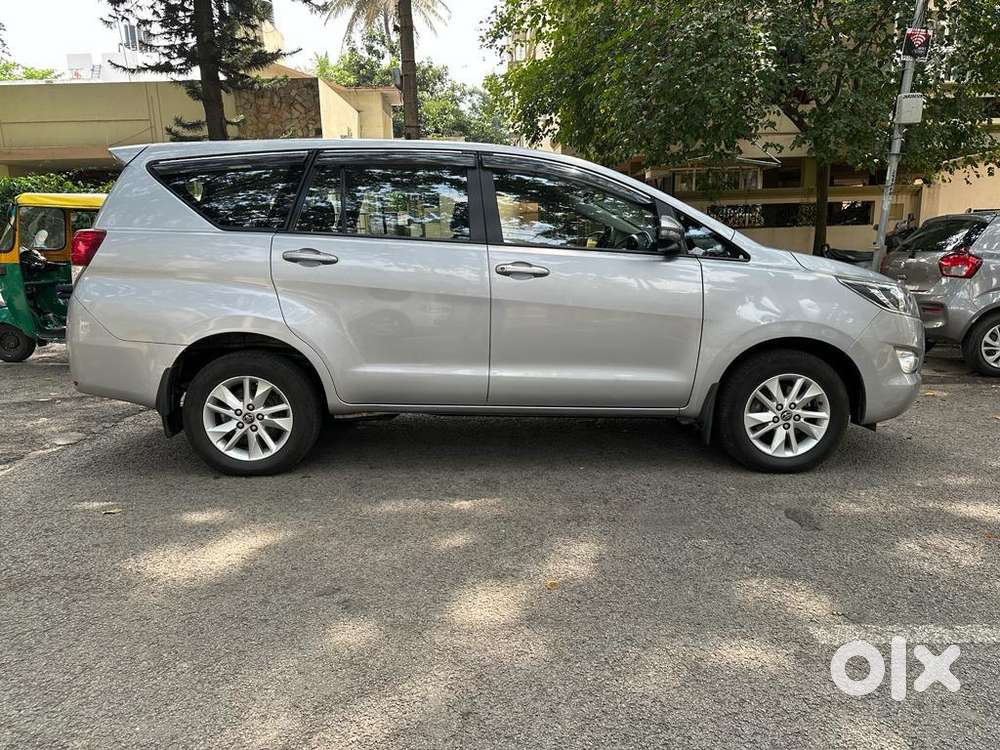 Toyota Innova Crysta 2.8 Gx At 8s, 2017, Diesel