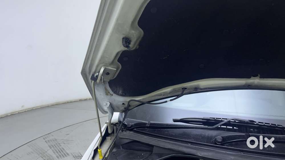 Tata Tiago 1.2 Revotron Xm, 2016, Petrol