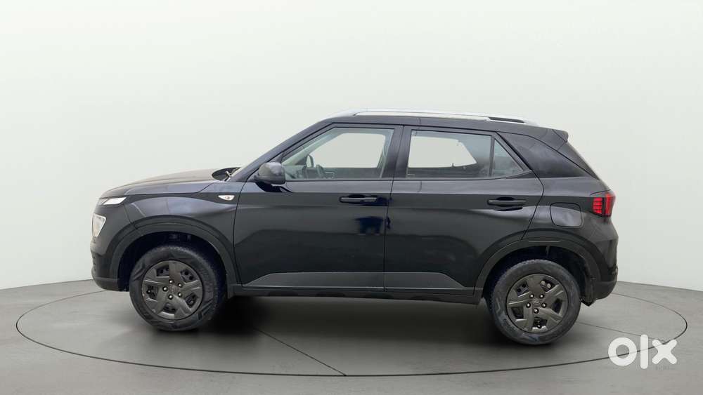Hyundai Venue [2022-ongoing] 1.2 S, 2023, Petrol