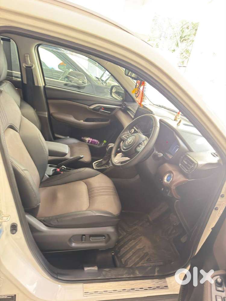 Toyota Hyrydire V Hybrid