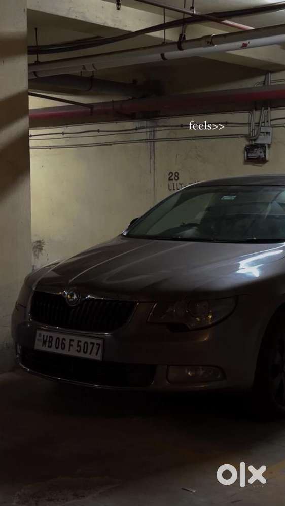 Skoda Superb 2012 Petrol 72000 Km Driven