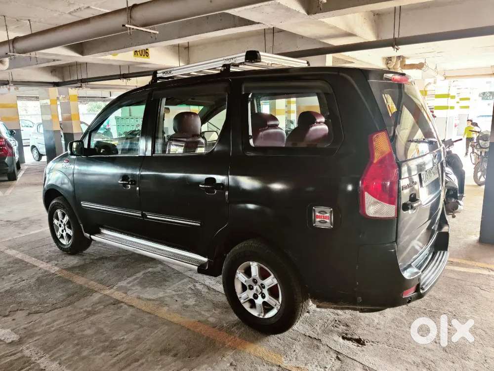 Mahindra Xylo E8 Abs (7 Seater)