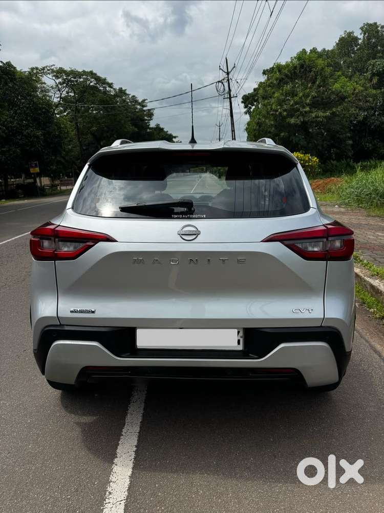 Nissan Magnite 1.0 Xv Turbo Cvt, 2022, Petrol