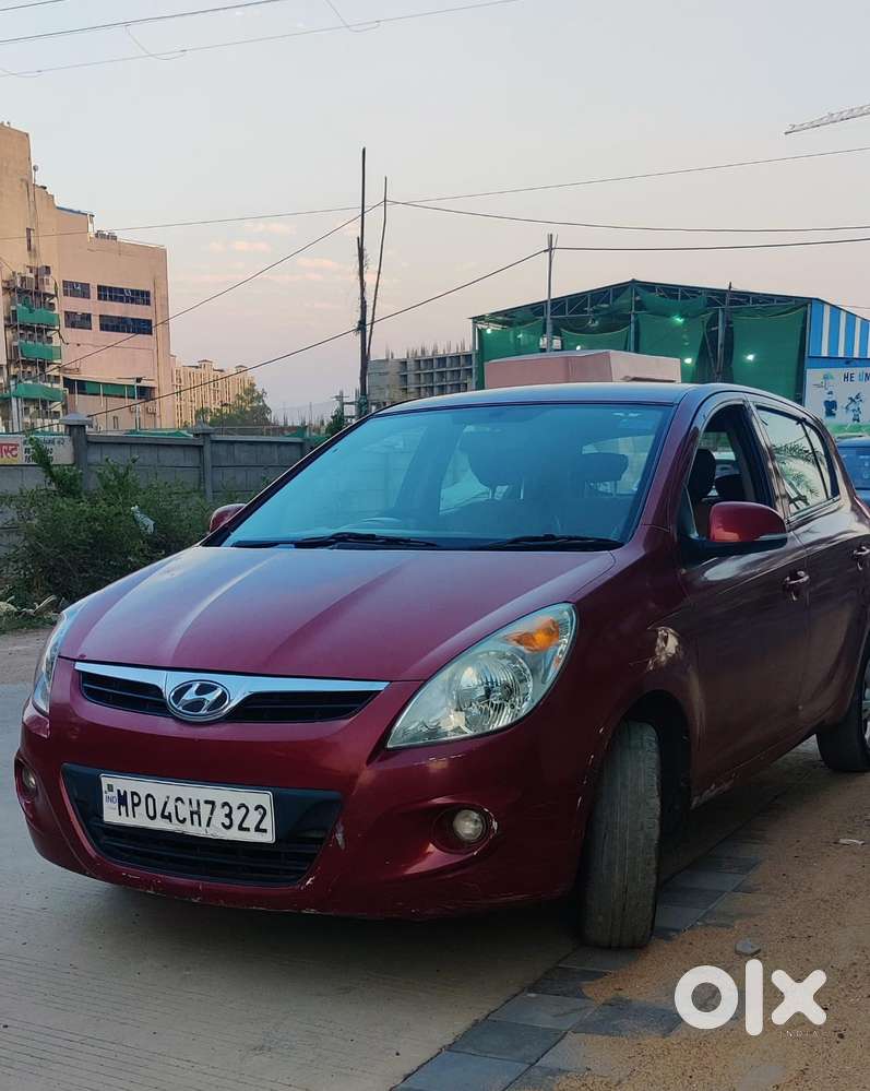 Hyundai I20 2010-2012 1.2 Sportz, 2011, Petrol