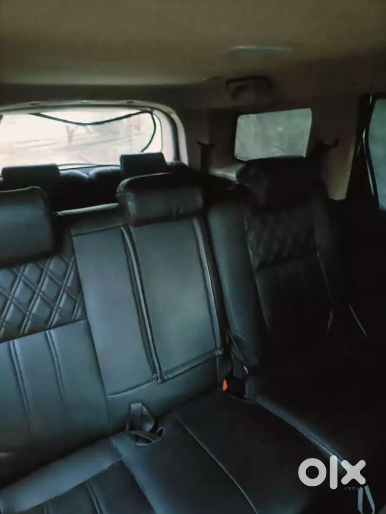 Mahindra Xuv500 2014 Diesel 180000 Km Driven