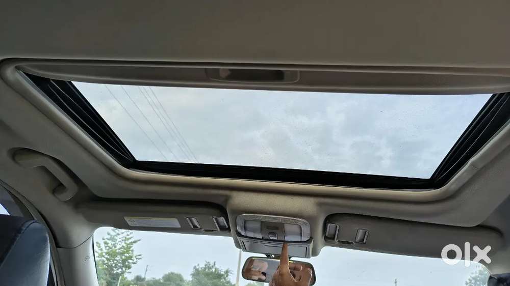 Mahindra Xuv500 2015 W10 Diesel 94000 Km Driven